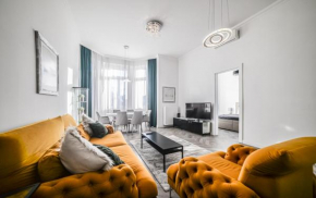 Global Living - Luxury Downtown Dreams on József